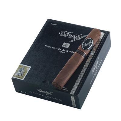 Коробка Davidoff Nicaragua Box-pressed Toro на 12 сигар