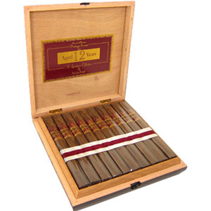 Коробка Rocky Patel 1990 Vintage Churchill на 20 сигар