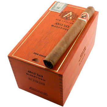 Коробка AVO XO Maestoso на 25 сигар