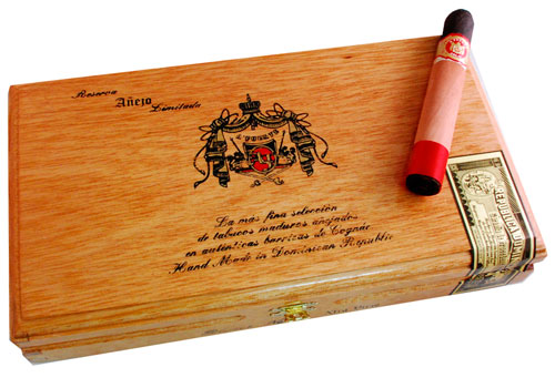 Коробка Arturo Fuente Anejo Reserva № 50 на 25 сигар