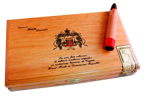 Коробка Arturo Fuente Anejo Reserva № 55 на 25 сигар
