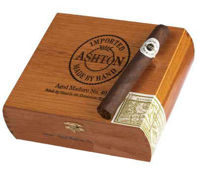 Коробка Ashton Aged Maduro No. 40 на 25 сигар