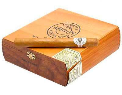 Коробка Ashton Classic Churchill на 25 сигар