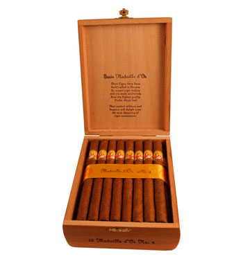 Коробка La Gloria Cubana MedleD′or No 4 на 25 сигар