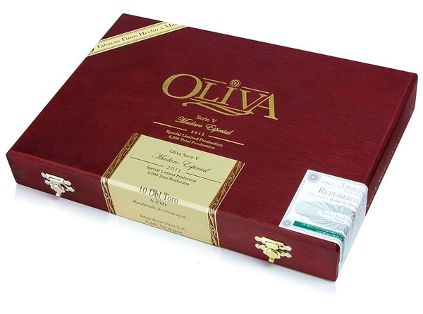 Коробка Oliva Serie V Melanio Double Toro на 10 сигар