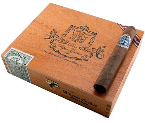 Коробка Don Pepin Garcia Blue Toro Gordo на 18 сигар