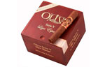 Коробка Oliva Serie V Double Robusto на 24 сигары