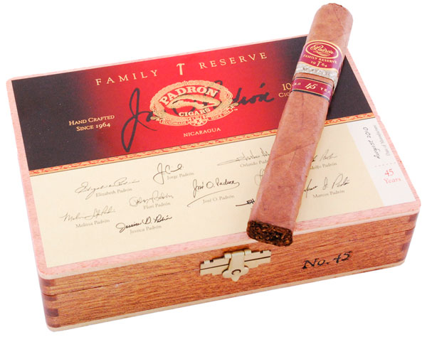 Коробка Padron Family Reserve No 45 на 10 сигар