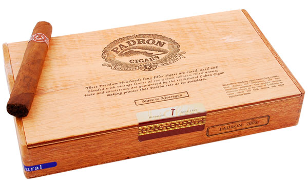 Коробка Padron 2000 на 26 сигар