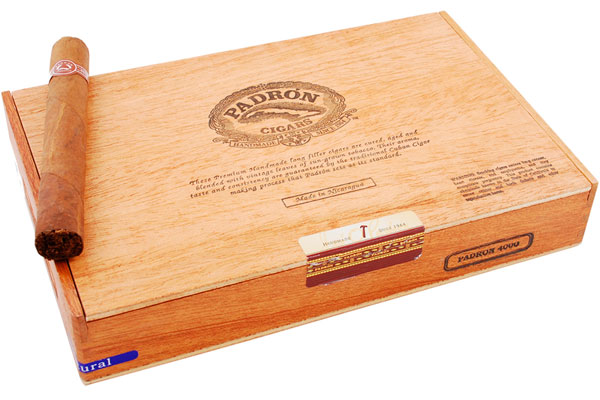 Коробка Padron 4000 на 26 сигар