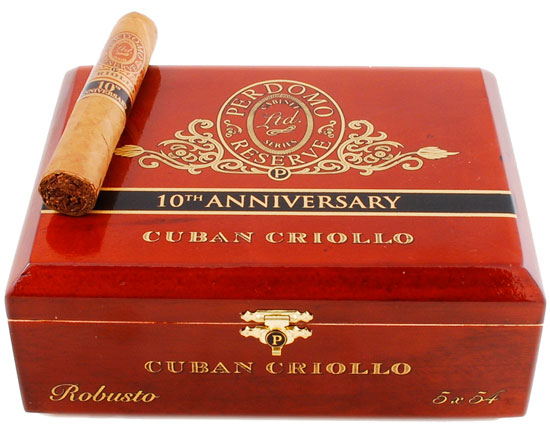 Коробка Perdomo Reserve 10th Anniversary Criollo Robusto на 25 сигар