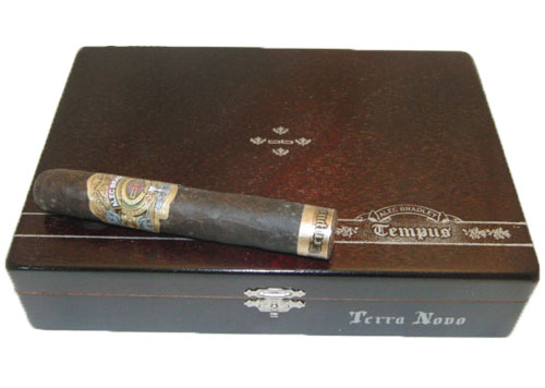 Коробка Alec Bradley Tempus Natural Terra Novo (Robusto) на 24 сигары
