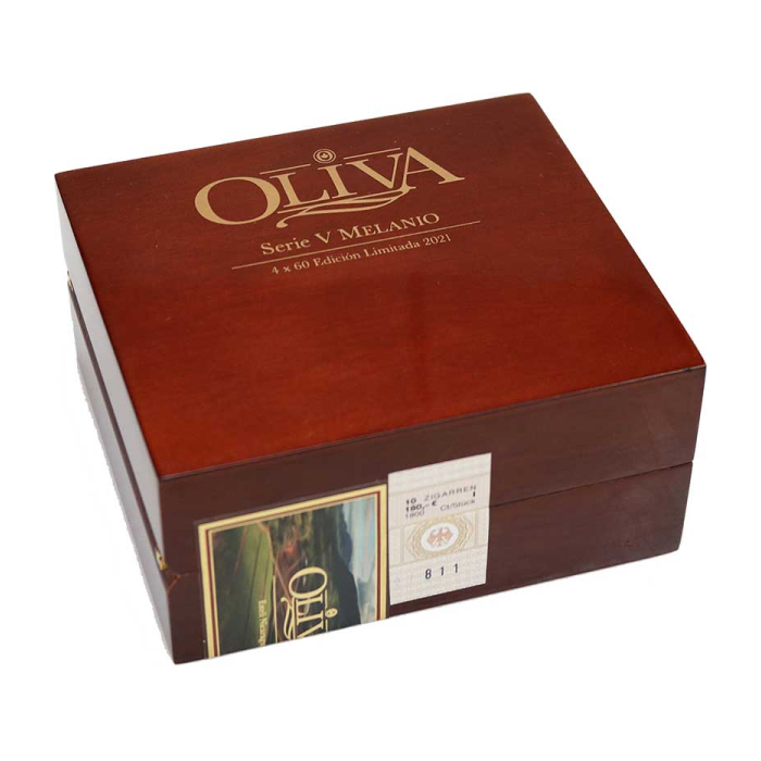 Коробка Oliva Serie V Melanio LE 2021 на 10 сигар