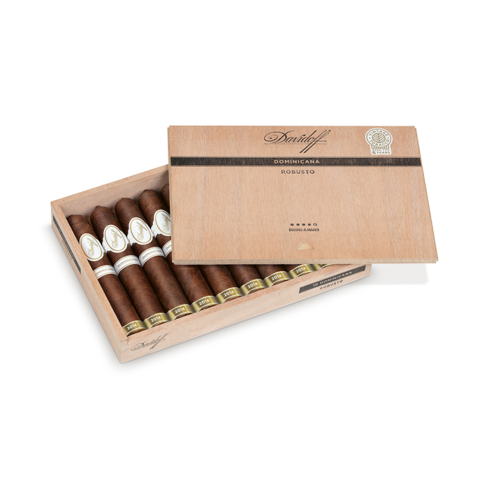 Коробка Davidoff Dominicana Robusto на 10 сигар