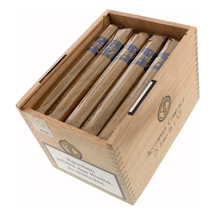 Коробка Principle Accomplice Connecticut Blue Band Toro на 25 сигар