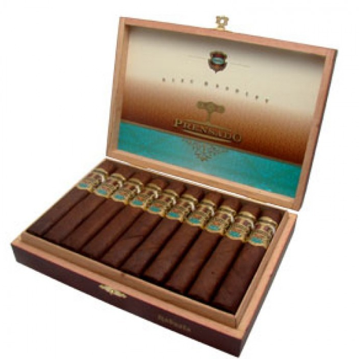 Упаковка Alec Bradley Prensado Gran Toro на 10 сигар