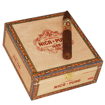 Коробка Alec Bradley Nica Puro Torpedo на 20 сигар