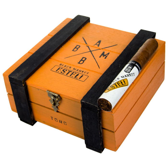 Коробка Alec Bradley Black Market Esteli Toro на 24 сигары