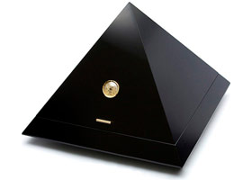 Хьюмидор Adorini Pyramid L - Deluxe Black на 100 сигар, черный 1425
