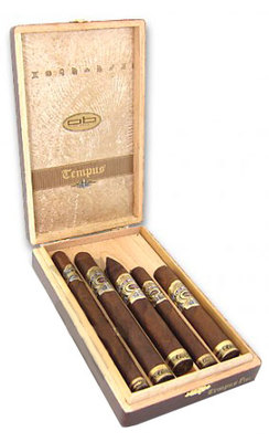 Подарочный набор Подарочный набор сигар Alec Bradley Tempus 5 Pack