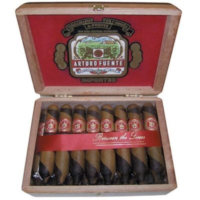 Сигары Arturo Fuente Hemingway Between the Lines