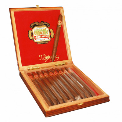 Сигары Arturo Fuente Hemingway Masterpiece