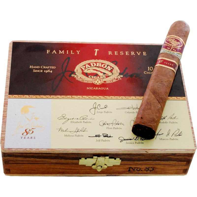 Сигары Padron Family Reserve 85 Years Toro