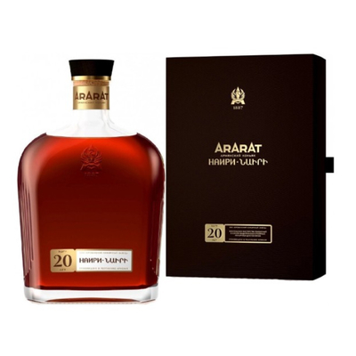 Коньяк Арарат Наири 0.7 л.
