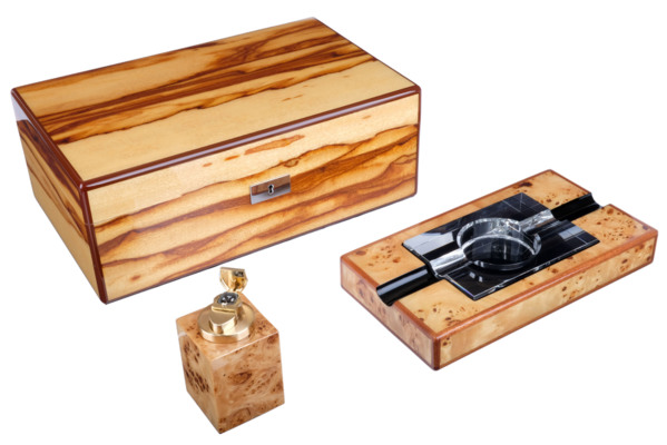 Подарочный набор Набор сигарных аксессуаров Howard Miller SET-CB-08
