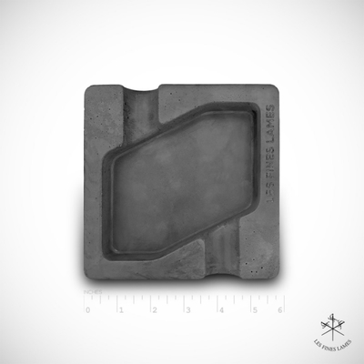 Пепельница Le Petit DYAD - Anthracite Concrete Ashtray (Антрацит)