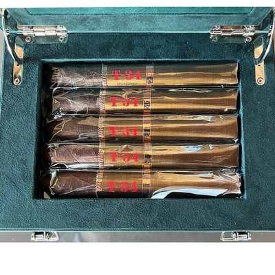 Подарочный набор Подарочный набор сигар Siglo de Oro T-34 Piramides в кожаной коробке 